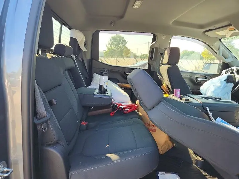 2021 CHEVROLET SILVERADO K1500 RST  