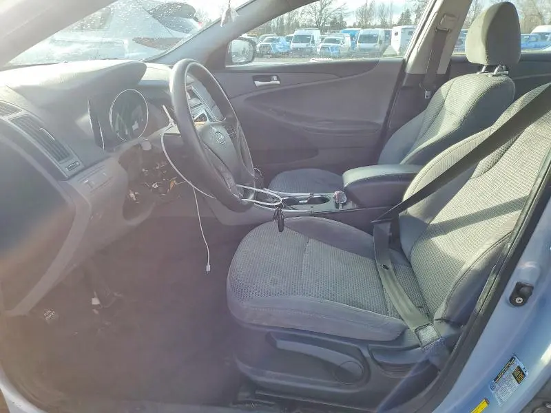 2011 HYUNDAI SONATA GLS  