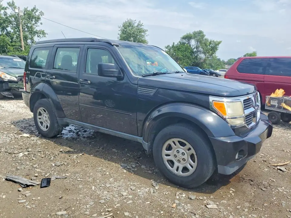2011 DODGE NITRO SE  