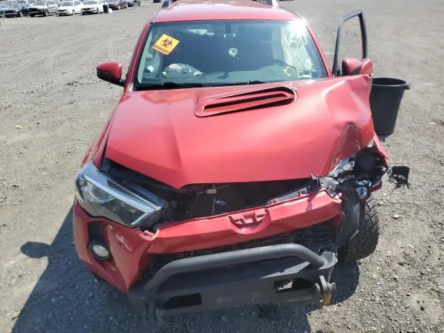 2019 TOYOTA 4RUNNER SR5/SR5 PREMIUM  