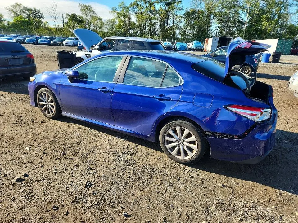 2018 TOYOTA CAMRY LE  