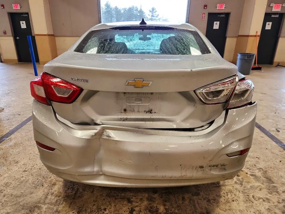 2016 CHEVROLET CRUZE LS  