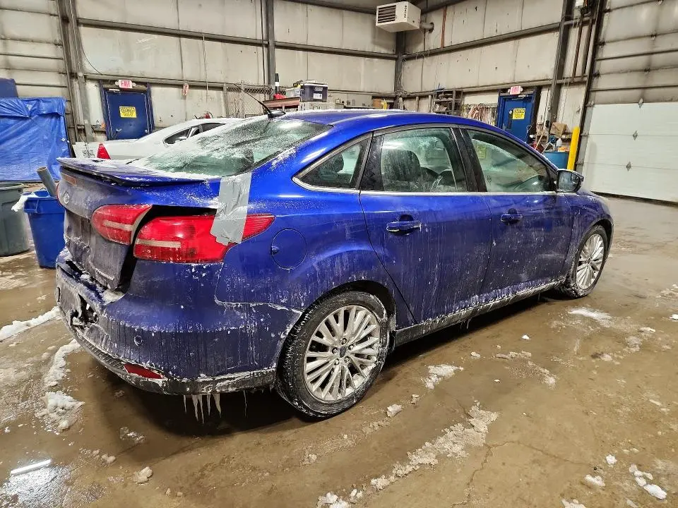2015 FORD FOCUS TITANIUM  