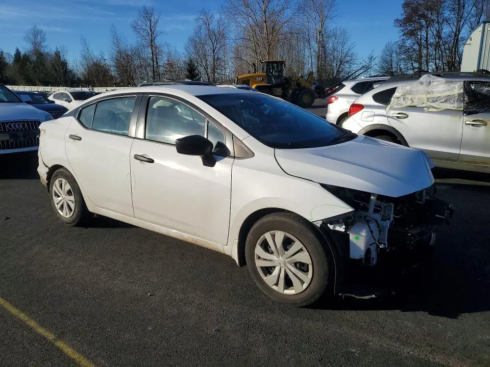 2020 NISSAN VERSA S  