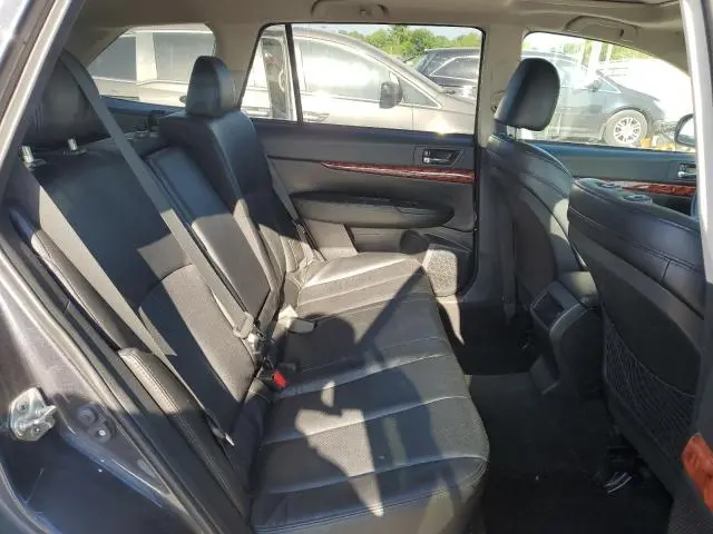 2011 SUBARU OUTBACK 3.6R LIMITED  