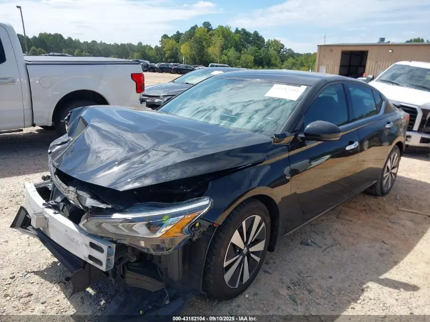 2022 NISSAN ALTIMA SL FWD