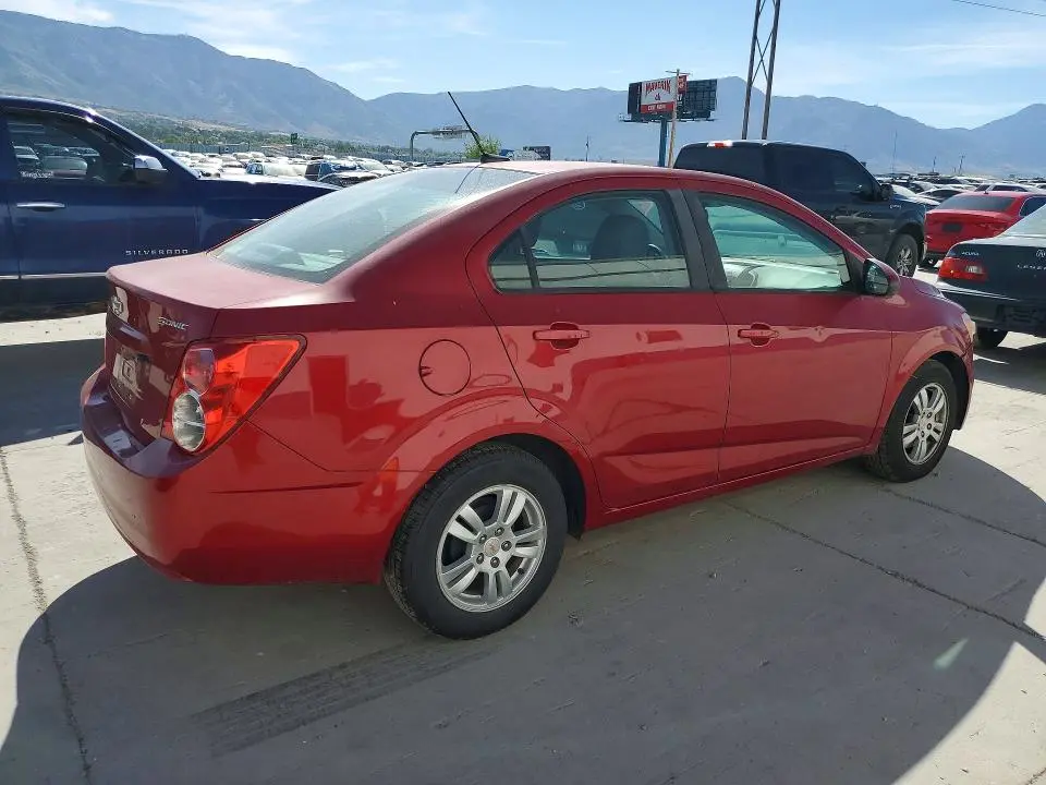 2012 CHEVROLET SONIC LS  