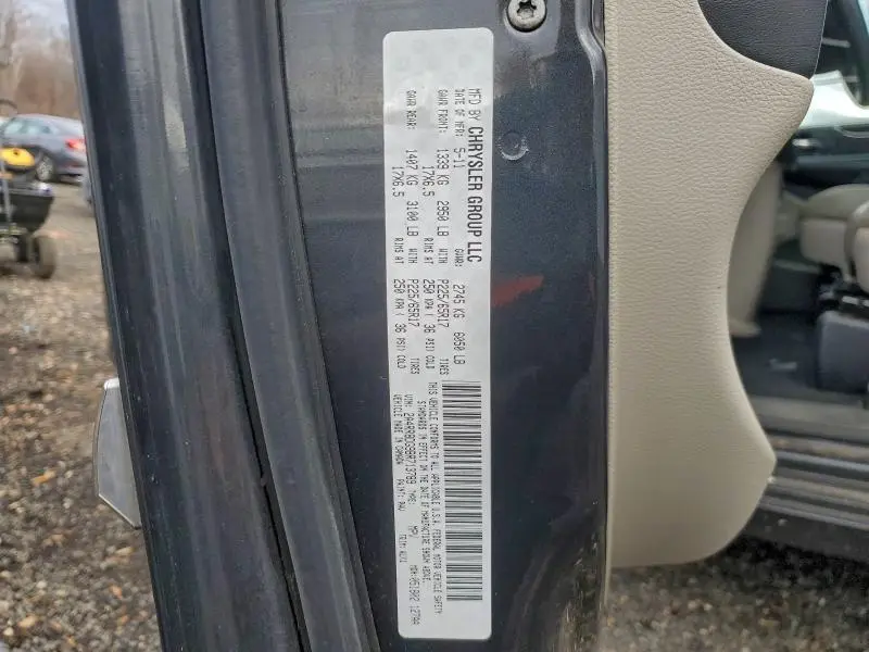 2011 CHRYSLER TOWN & COUNTRY TOURING L  