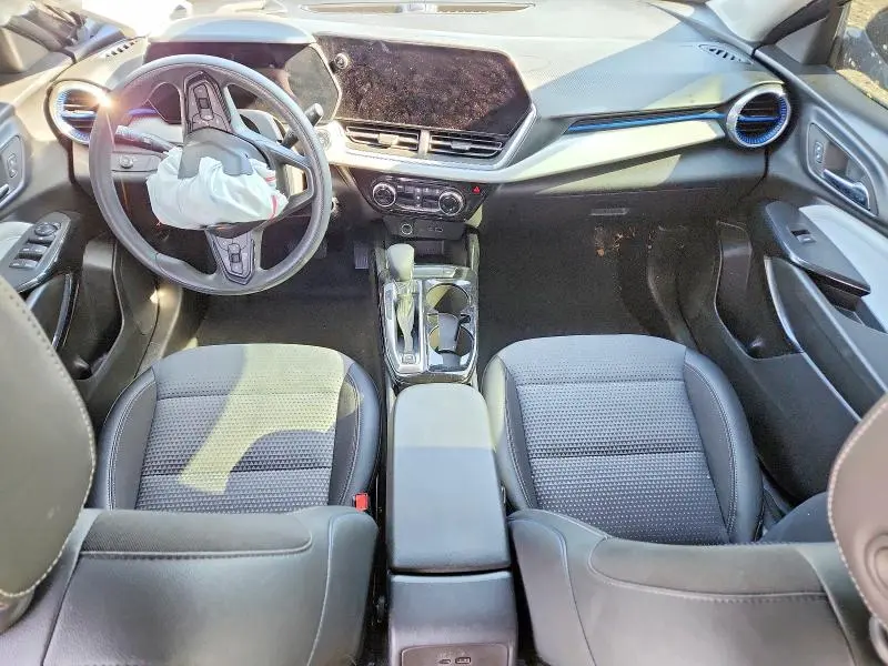 2025 CHEVROLET TRAX 1LT  