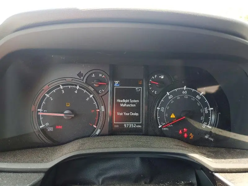 2021 TOYOTA 4RUNNER SR5  