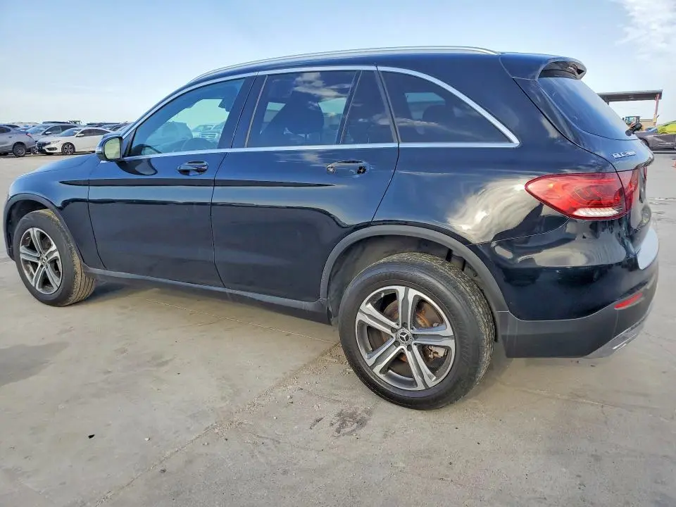 2020 MERCEDES-BENZ GLC 300  
