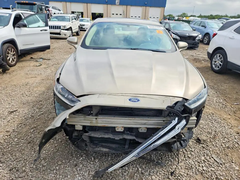 2016 FORD FUSION SE  