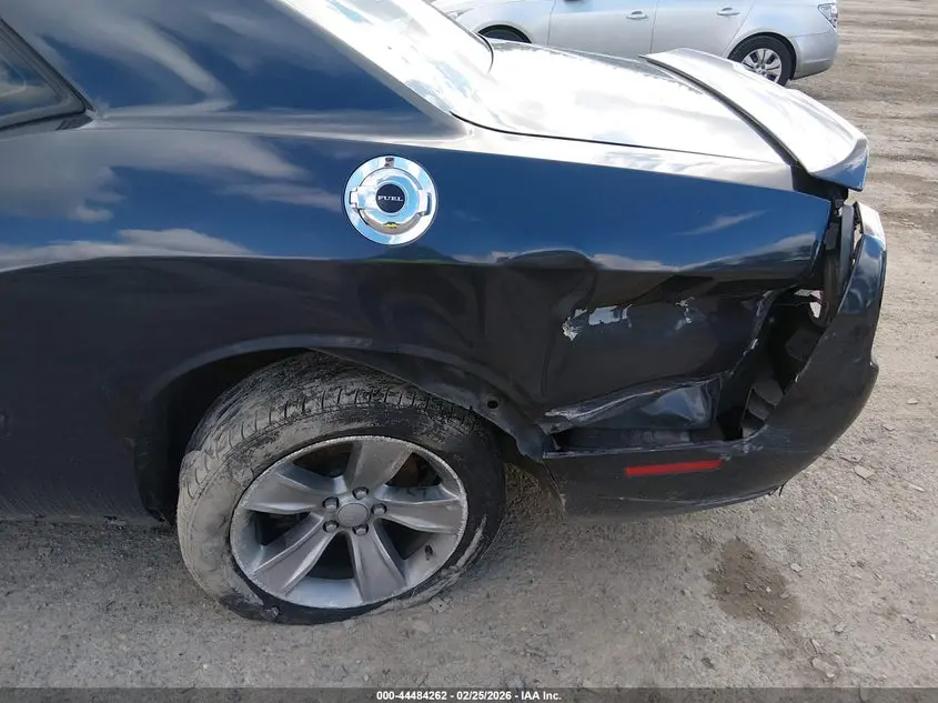 2019 DODGE CHALLENGER SXT