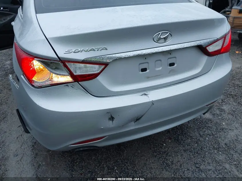 2012 HYUNDAI SONATA SE
