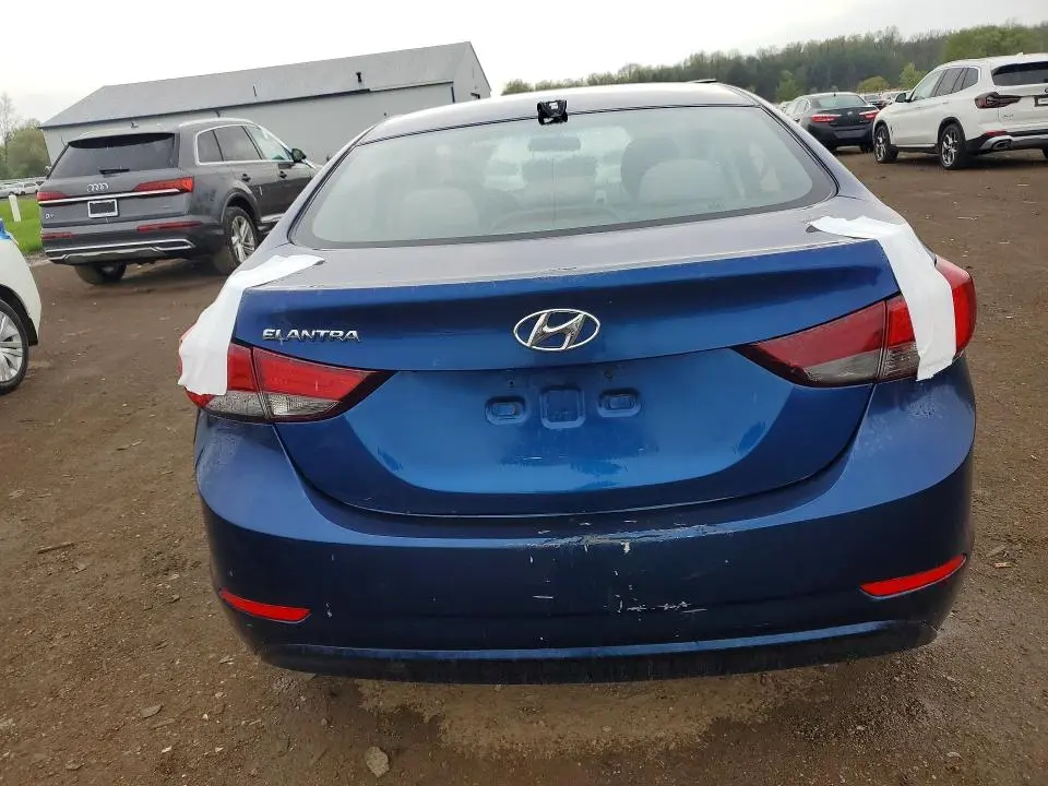 2016 HYUNDAI ELANTRA SE  
