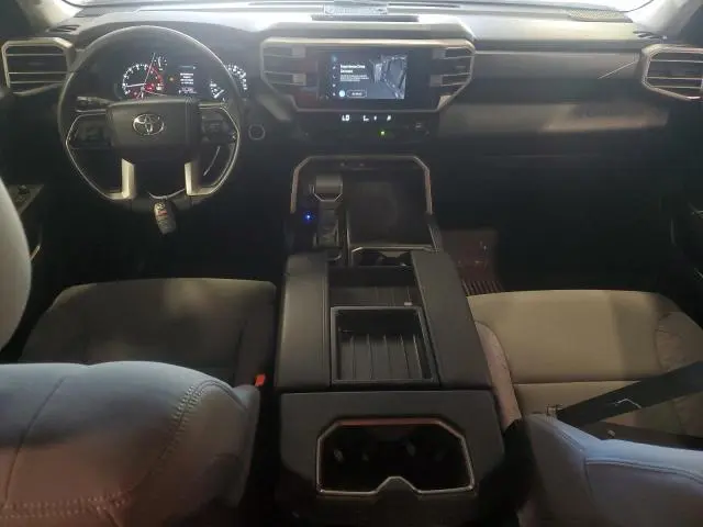 2024 TOYOTA TUNDRA CREWMAX SR  