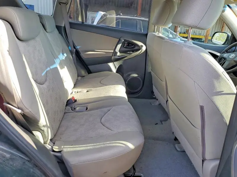 2011 TOYOTA RAV4 BASE  