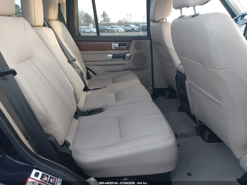 2016 LAND ROVER LR4  