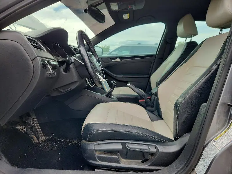 2015 VOLKSWAGEN JETTA SE  