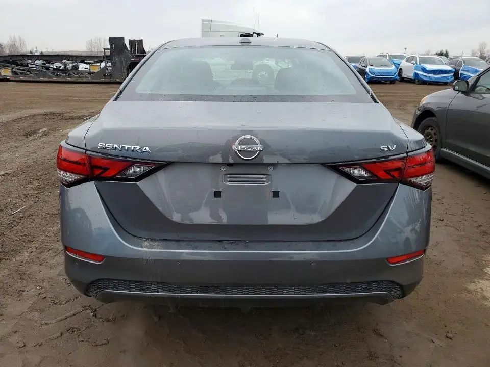 2024 NISSAN SENTRA SV  