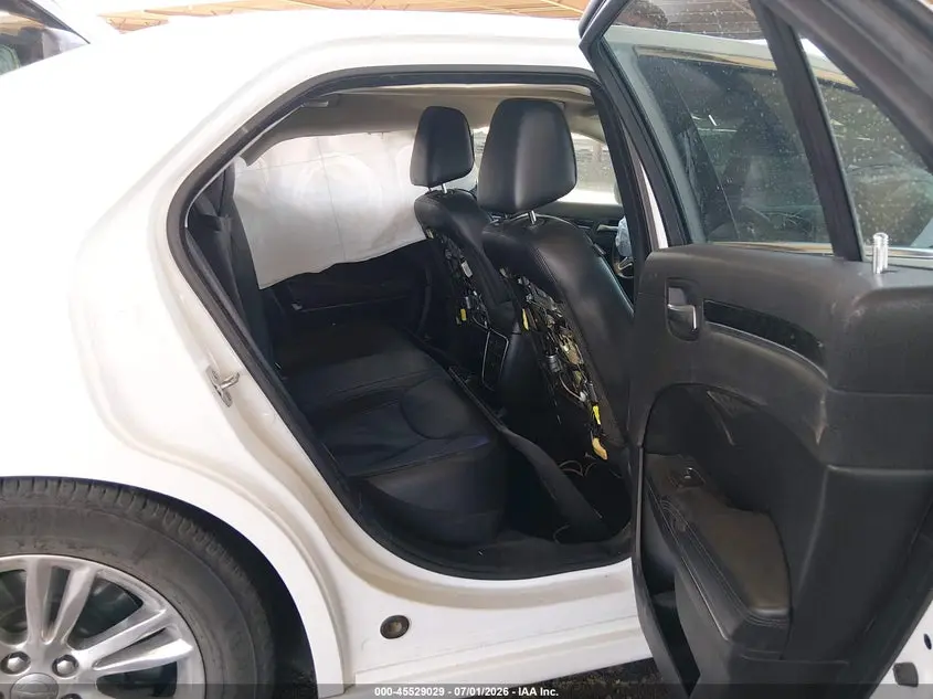 2015 CHRYSLER 300C  