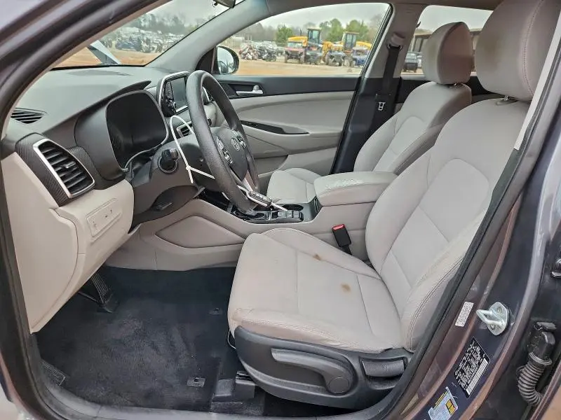 2019 HYUNDAI TUCSON SE  