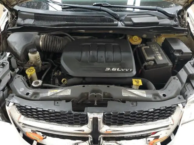 2014 DODGE GRAND CARAVAN SE  