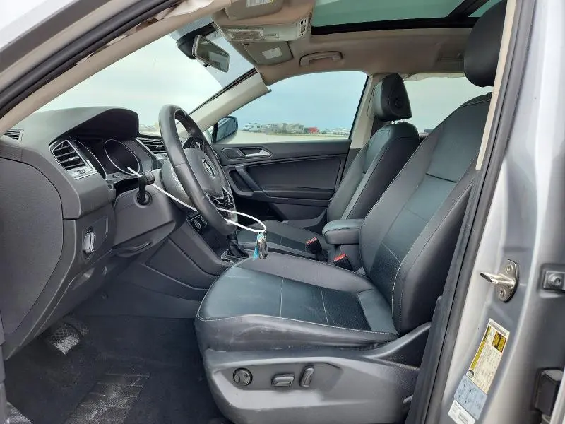 2020 VOLKSWAGEN TIGUAN SE  