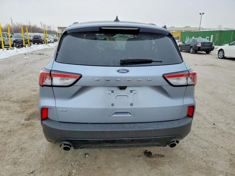 2022 FORD ESCAPE SE  