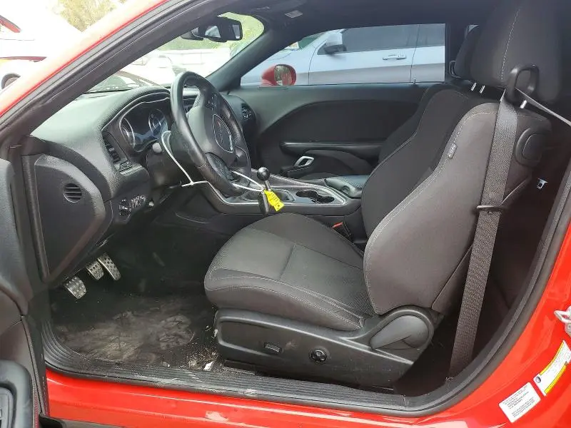 2015 DODGE CHALLENGER SXT  