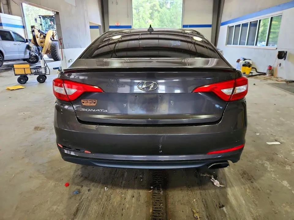 2015 HYUNDAI SONATA SE  
