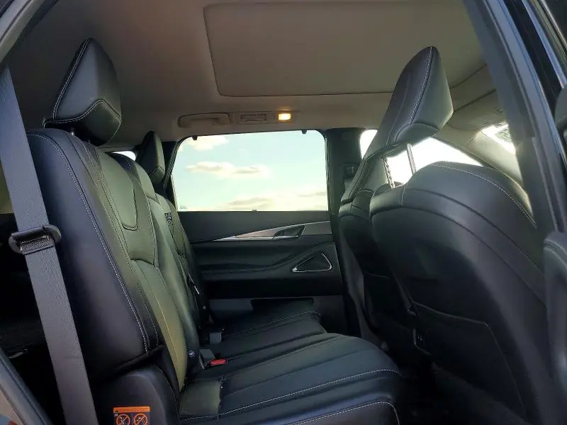 2024 INFINITI QX60 LUXE  