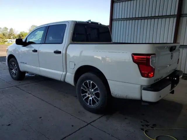 2024 NISSAN TITAN SV  