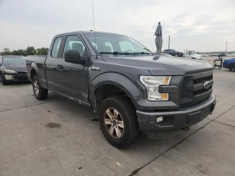 2015 FORD F150 SUPER CAB  
