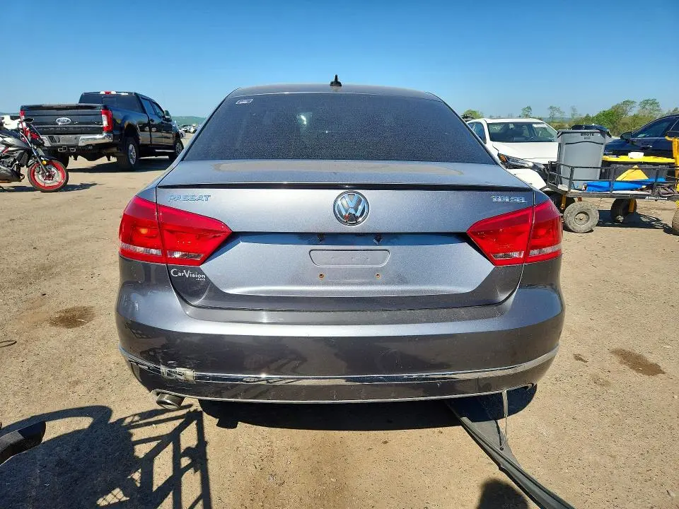 2014 VOLKSWAGEN PASSAT SEL  