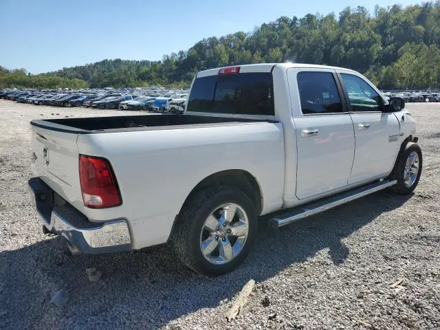 2016 RAM 1500 SLT  