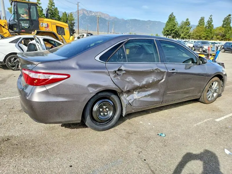 2017 TOYOTA CAMRY LE  