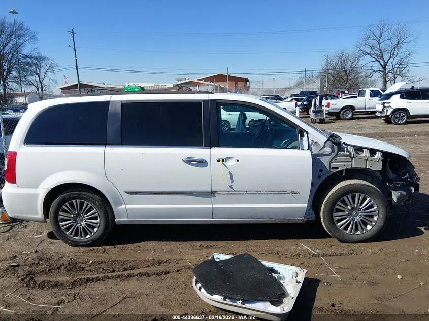 2016 CHRYSLER TOWN & COUNTRY TOURING-L