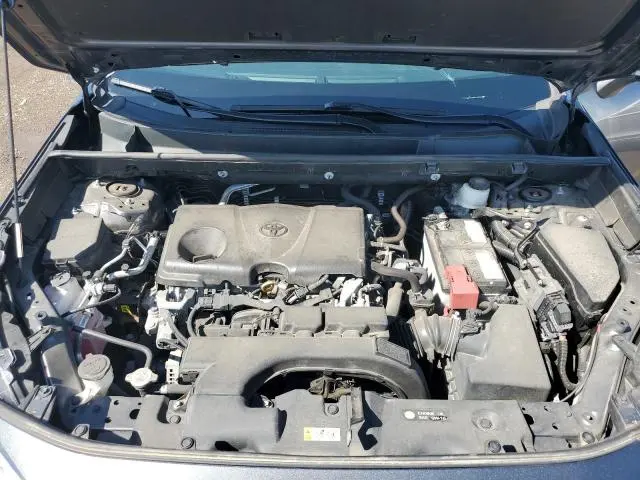 2021 TOYOTA RAV4 XLE