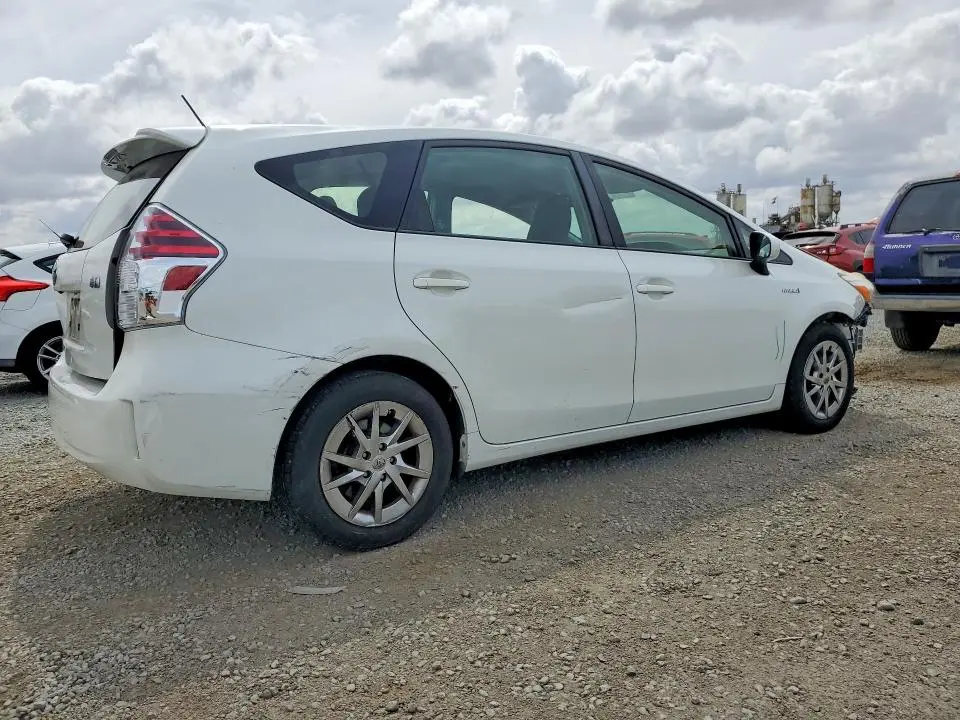 2015 TOYOTA PRIUS   