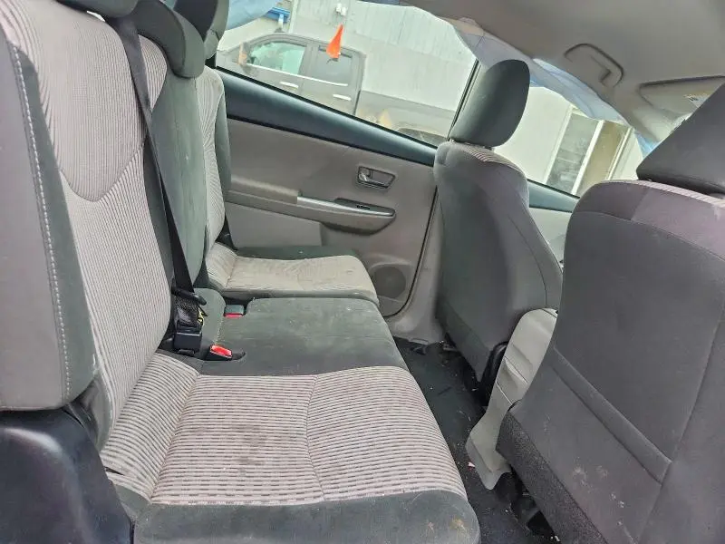 2015 TOYOTA PRIUS V TWO  