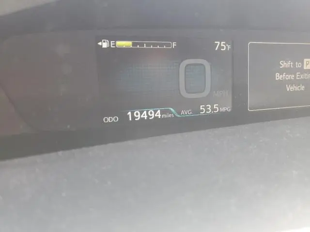 2016 TOYOTA PRIUS   