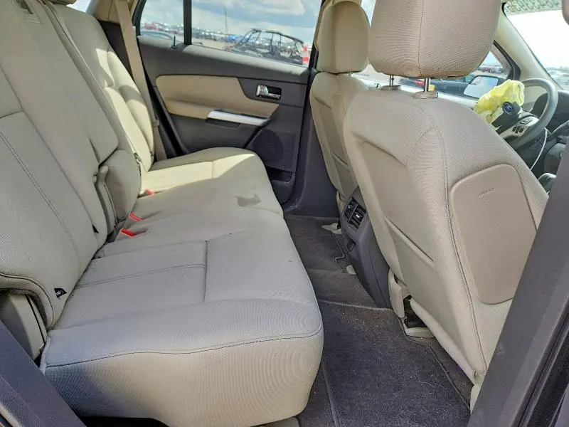 2013 FORD EDGE SE  