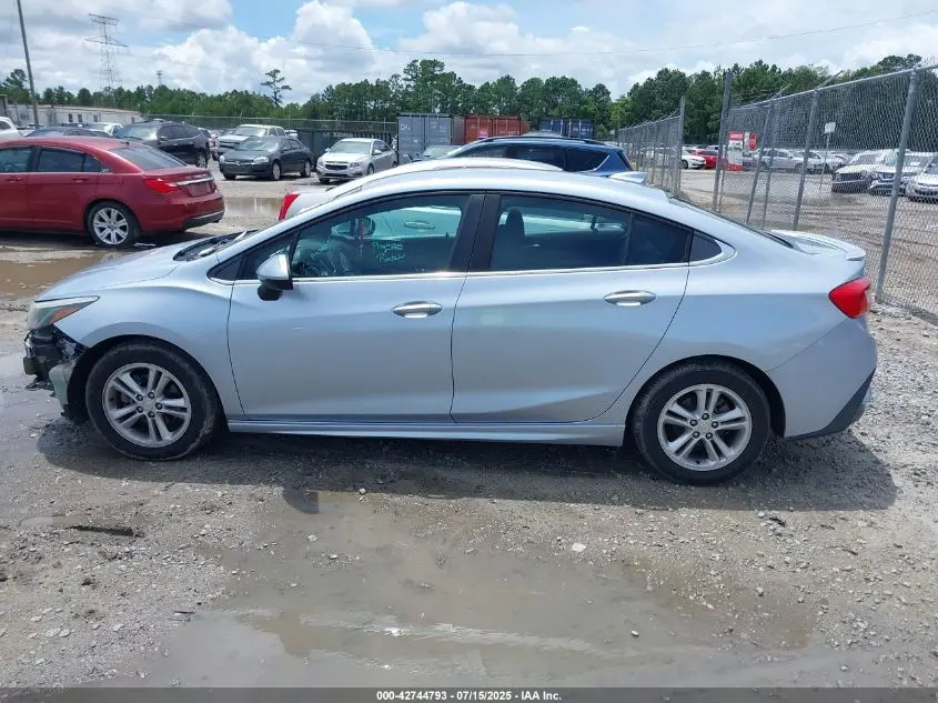 2017 CHEVROLET CRUZE LT AUTO