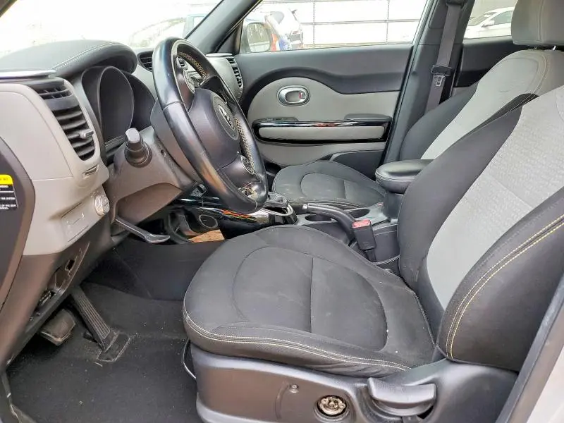 2015 KIA SOUL +  
