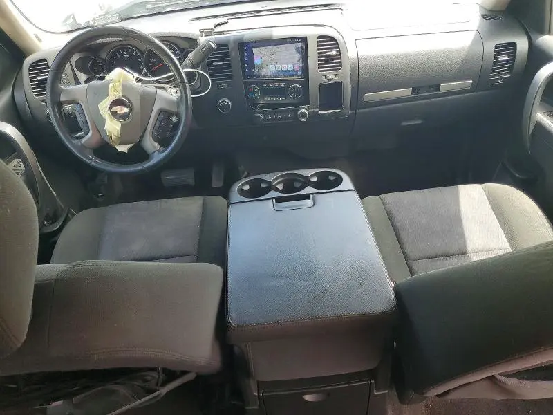 2011 CHEVROLET SILVERADO K1500 LT  