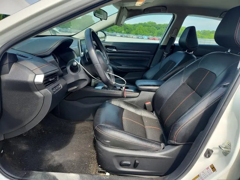 2020 NISSAN ALTIMA SR  