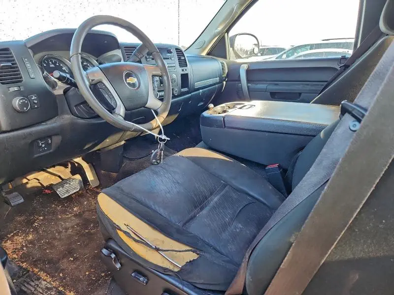 2011 CHEVROLET SILVERADO K2500 HEAVY DUTY LT  