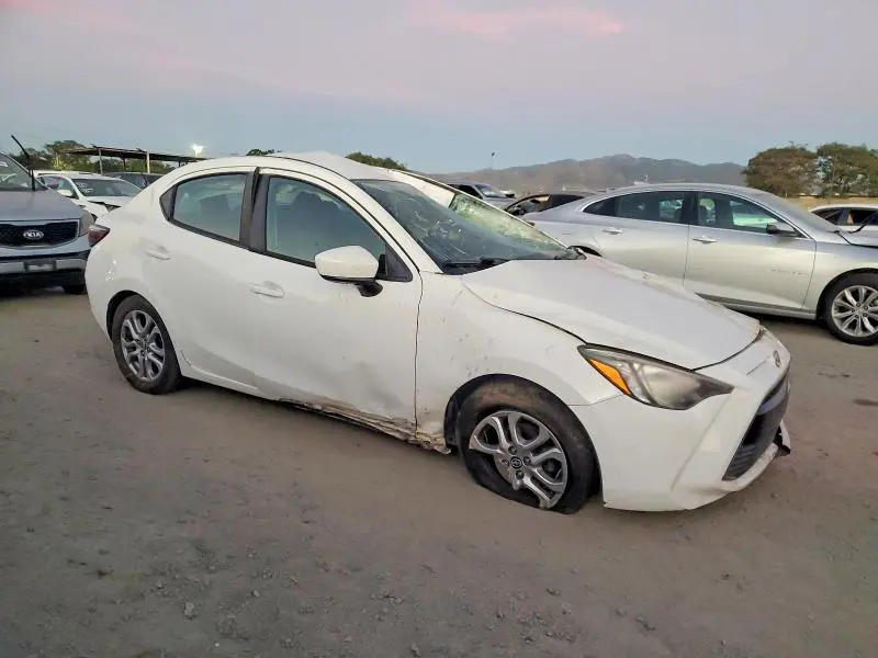 2016 TOYOTA SCION IA   