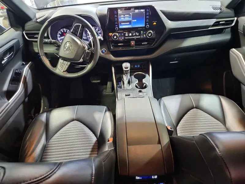 2022 TOYOTA HIGHLANDER XSE  